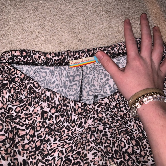 Cheetah print frilly skort - Picture 2 of 2